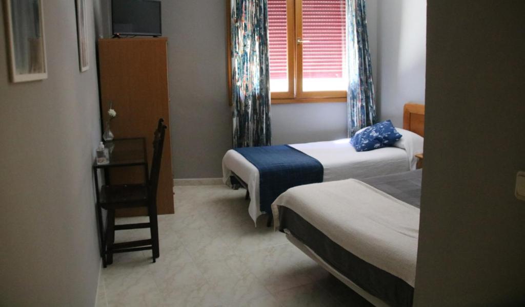 Hostal Burgales Milagro Luaran gambar